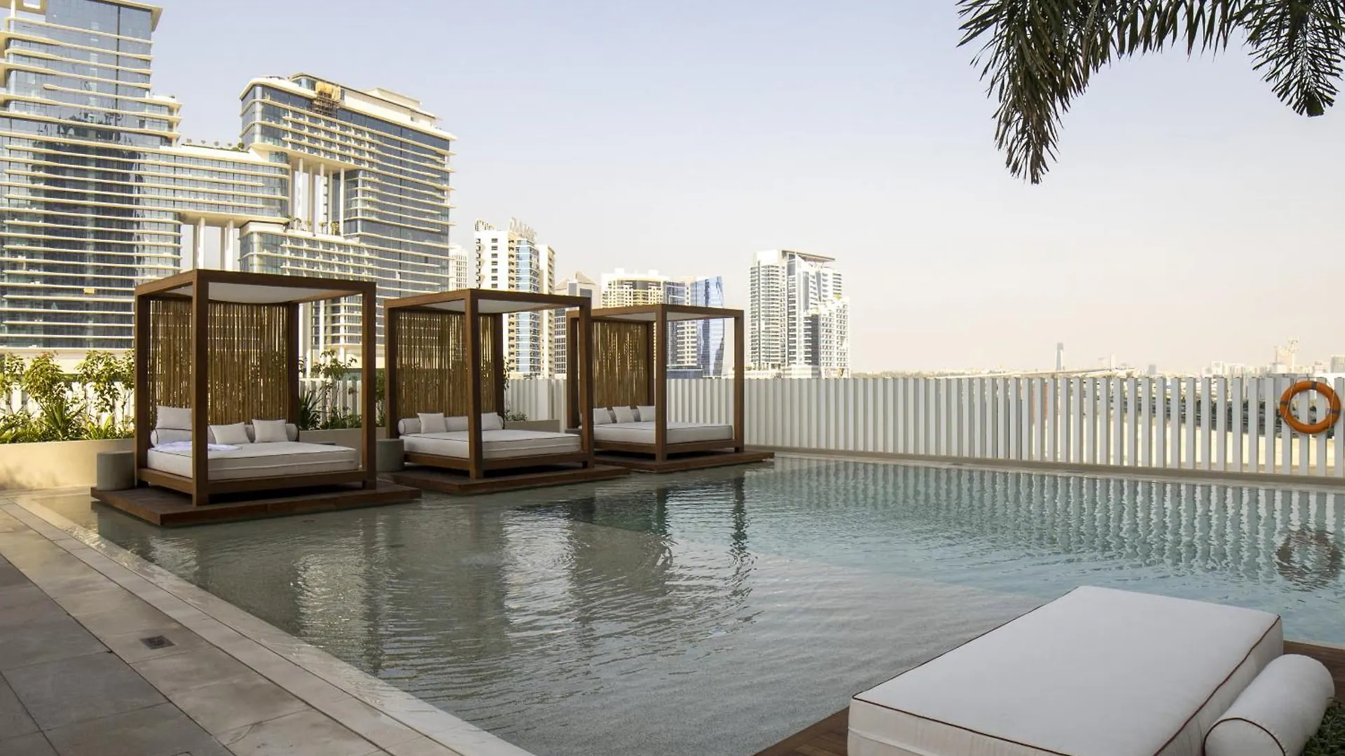 Modern Studio, Burj Views - Business Travelers Dubai 0*,