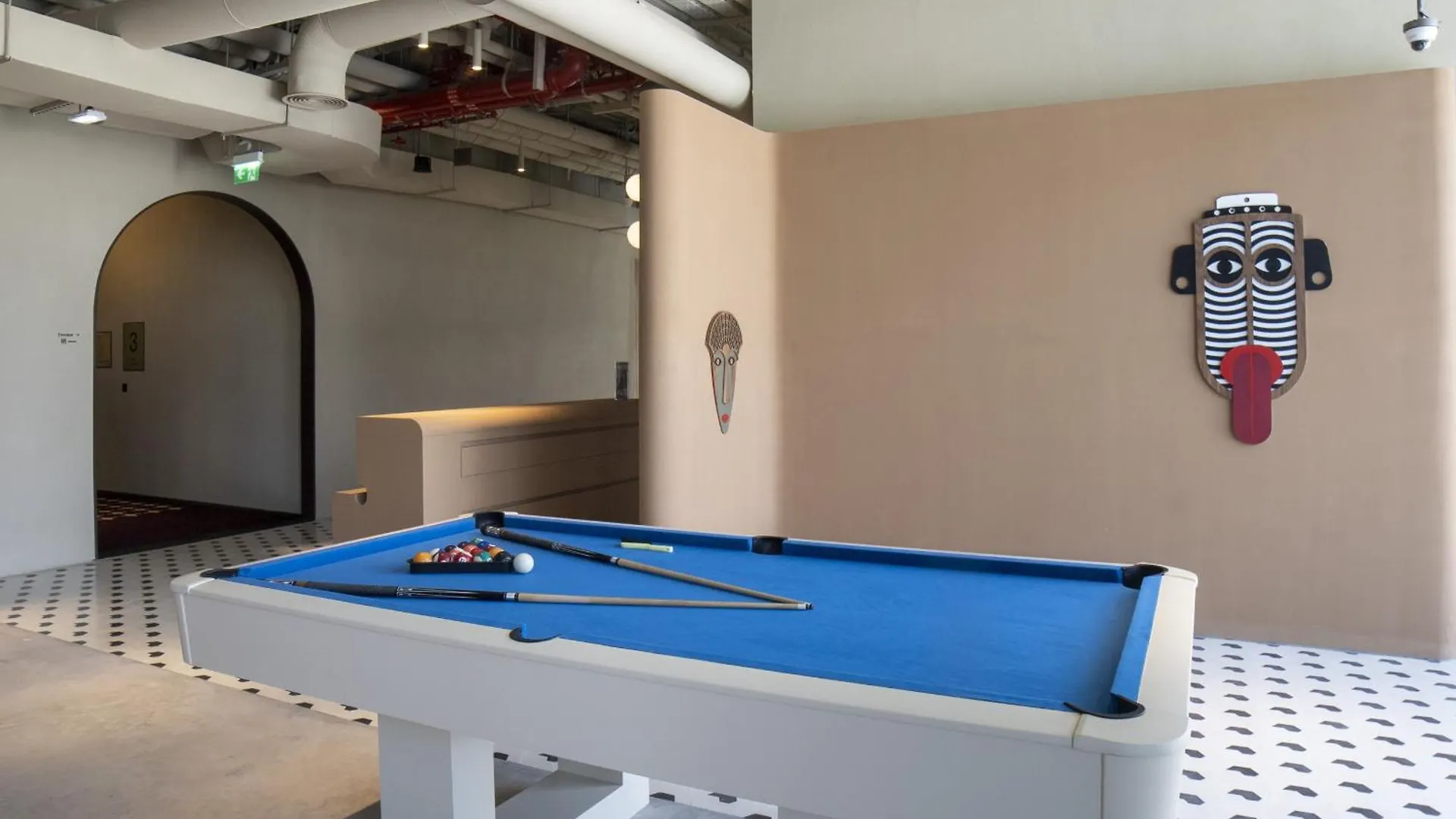 Modern Studio, Burj Views - Business Travelers Dubai