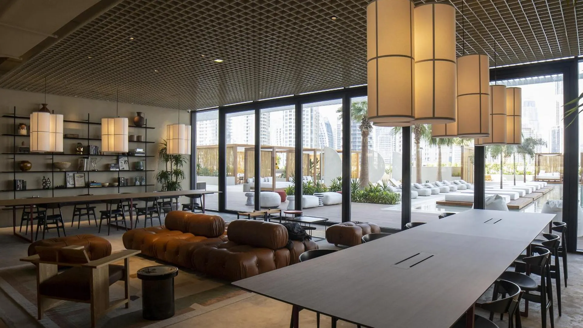 Modern Studio, Burj Views - Business Travelers Dubai Apartment